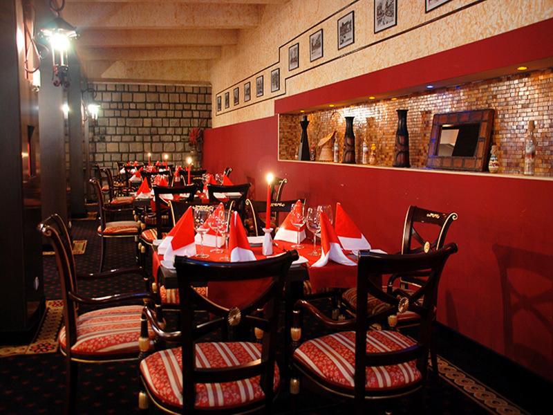 Hotel Prahova Plaza Ploieşti Exterior foto